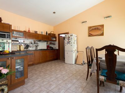 homekey_dunakeszi_revdulo_konyha
